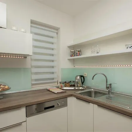 Andor - Lux, Two Beautiful Terraces With Sea & Sunset View Lägenhet Makarska