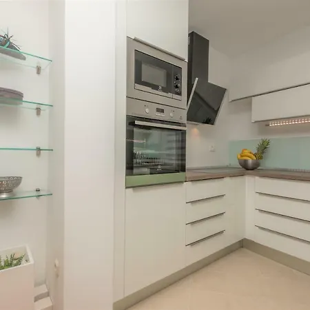 Andor - Lux, Two Beautiful Terraces With Sea & Sunset View Apartment Makarska