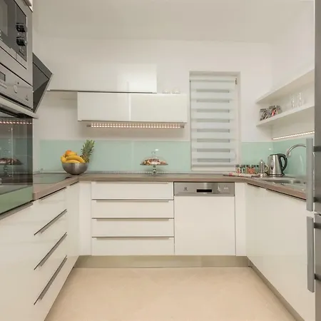 Apartment Andor - Lux, Two Beautiful Terraces With Sea & Sunset View *