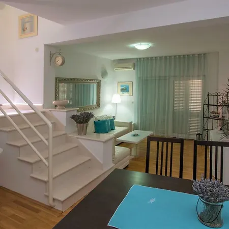 Andor - Lux, Two Beautiful Terraces With Sea & Sunset View Lägenhet Makarska