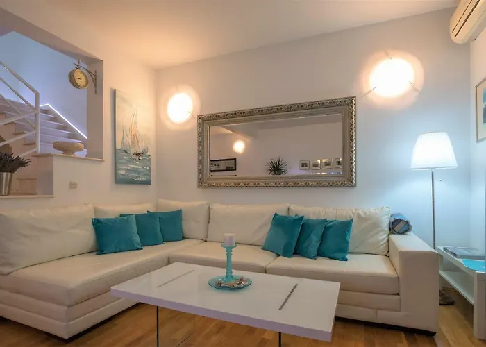 شقة Andor - Lux, Two Beautiful Terraces With Sea & Sunset View *