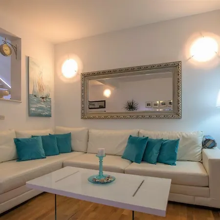アパート Andor - Lux, Two Beautiful Terraces With Sea & Sunset View *