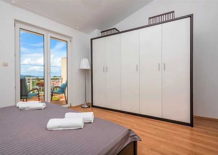 Apartment Andor - Lux, Two Beautiful Terraces With Sea & Sunset View Makarska